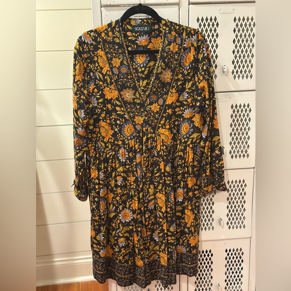 Provençal design longsleeve dress